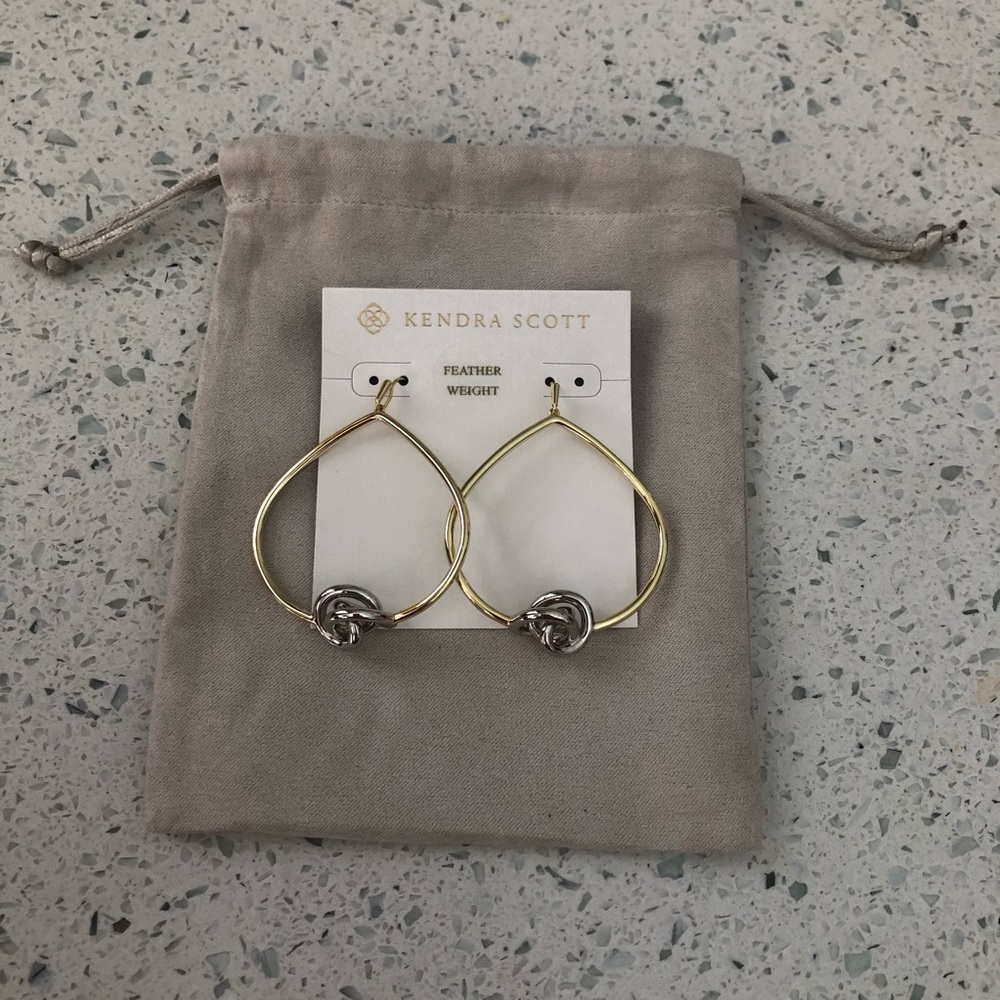 Kendra Scott earnings